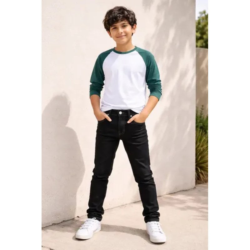 Pantalon Oggi Jeans Risk Boys Mezclilla Entubado Niño Skinny #mlpos_1 | Color: Negro #color_negro #sku_riskboysng10