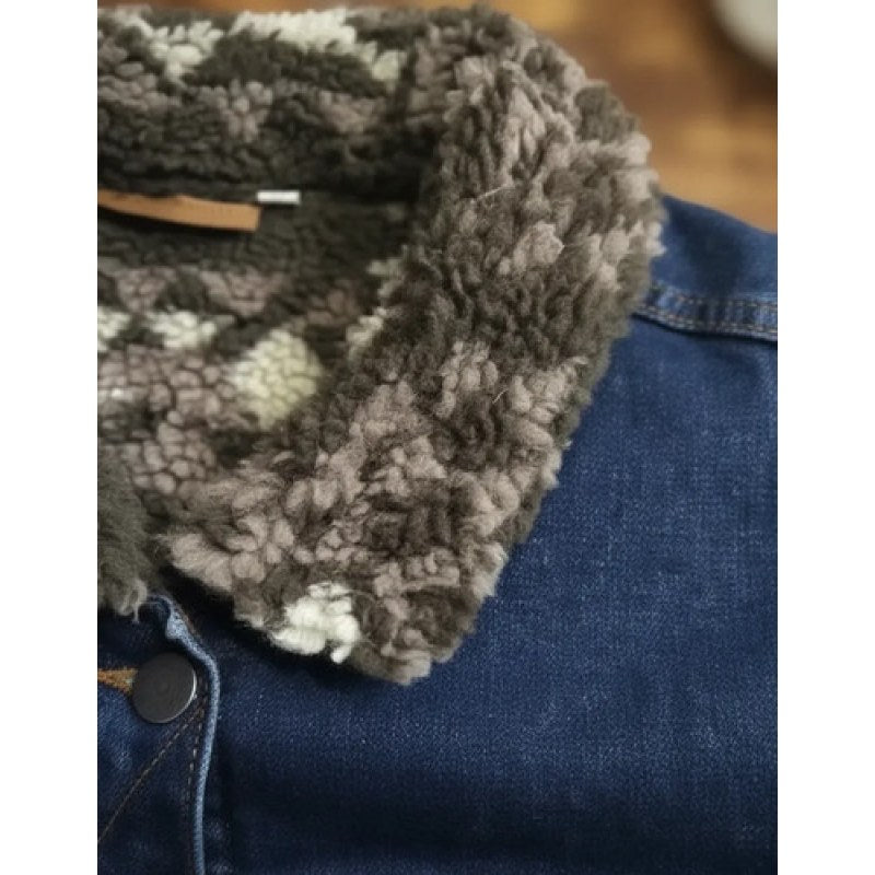 Chaleco Mezclilla Con Borrega De Dama Vaquera Wrangler #mlpos_5 | Color: Stone 1691 #color_stone_1691 #sku_112351691azlch #sku_112351691azlm