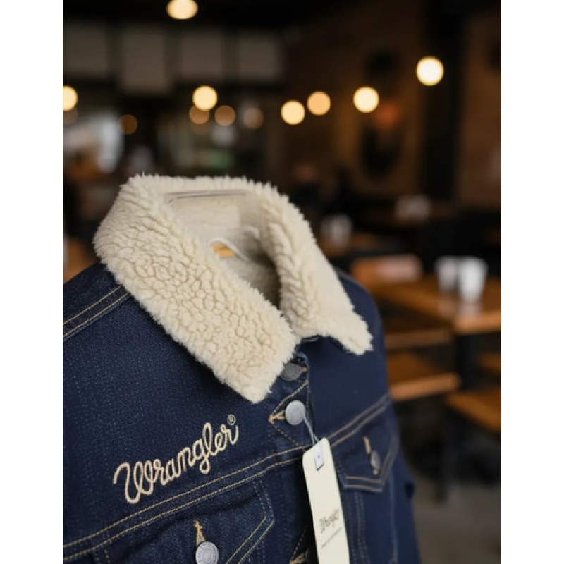 Chamarra Borrega Dama Wrangler Original #mlpos_6 | Color: Azul 1674 #color_azul_1674 | Talla: XL #sku_mlm1320179449-189246336414