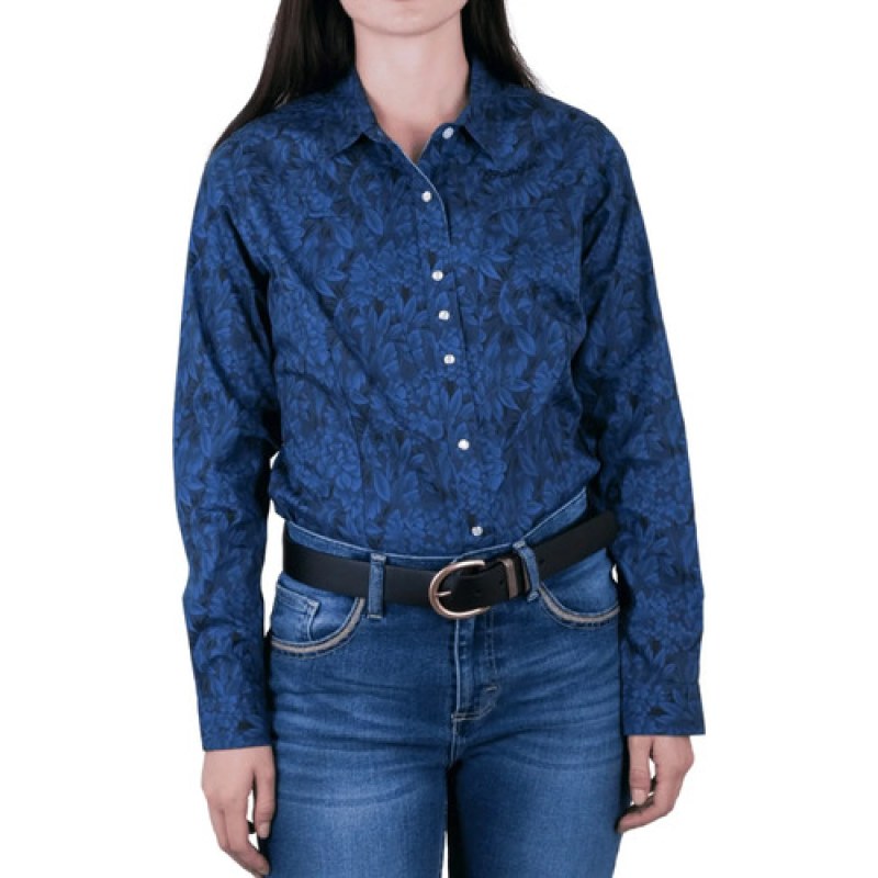 Blusa Vaquera Estampada Wrangler Manga Larga #mlpos_28 | Color: Marino 9473 #color_marino_9473 #sku_112389473ch #sku_112389473g #sku_112389473m #sku_112389473xl #sku_112389473xxl
