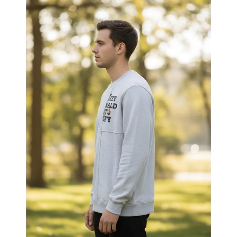 Sudadera Hoodie Oggi Disney Caballero #mlpos_3 | Color: Gris #color_gris #sku_dissudcgch #sku_dissudcgg #sku_dissudcgm #sku_dissudcgxl