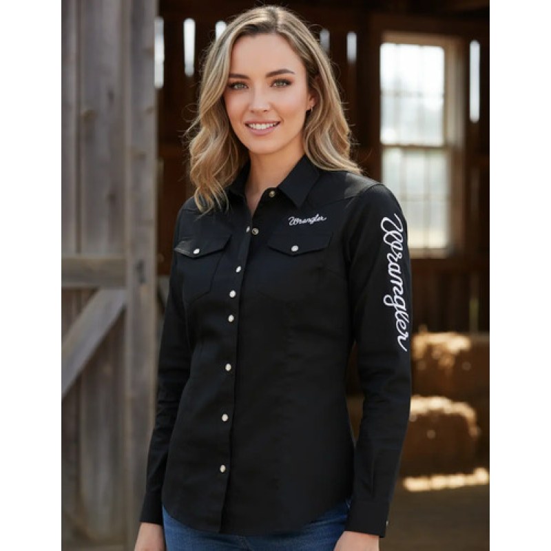 Blusa Wrangler Vaquera Western Logos Bordada Dama #mlpos_6 | Color: Negro #color_negro #sku_112334012xxl #sku_112334013ch #sku_112334013g #sku_112334013m #sku_112334013xl