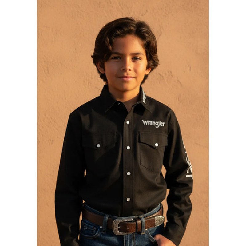 Camisa Vaquera Logos Bordada Wrangler Niño Basica #mlpos_1 | Color: Negro #color_negro #sku_112334007ch #sku_112334007g #sku_112334007m #sku_112334007xl