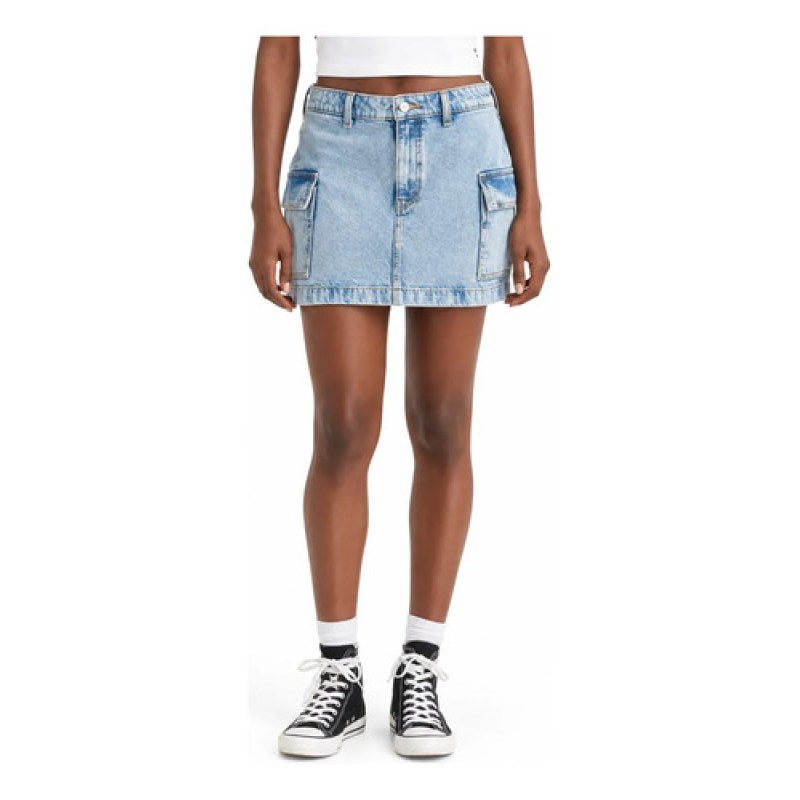 Minifalda Cargo De Mezclilla Levis Vaquera #mlpos_1 #mlitem_MLM3451446753 | Color: Bleach | Talla: 28 #color_bleach #sku_a7520000724 #sku_a7520000725 #sku_a7520000727 #sku_a7520000728