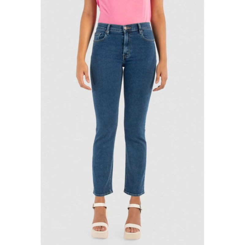 Pantalón Oggi Jeans Atraction Mujer Mezclilla Recto Bota #mlpos_1 | Color: Blue #color_blue #sku_atrcginblue9 #sku_atrcginblue11 #sku_atrcginblue13 #sku_atrcginblue15 #sku_atrcginblue19
