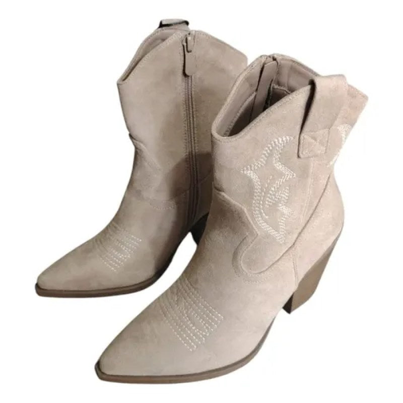 Botin Dama Vaquero #mlpos_6 #mlitem_MLM2814685675 | Color: Beige #color_beige | Talla: 24 MX #sku_bdvbg24