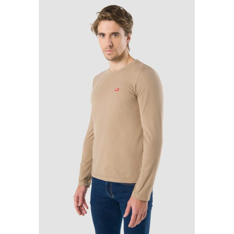 Playera Oggi Jeans Casual Fit Manga Larga Hombre #mlpos_3 #mlitem_MLM2903134471 | Color: Beige #color_beige | Talla: CH #sku_championkhch #mlitem_MLM2903084321 #sku_championkhm #mlitem_MLM2903096785 #sku_championkhg #mlitem_MLM2903084319 #sku_championkheg